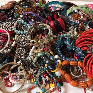 5lbs Bulk Vintage to Now Wearable Women Jewelry Necklace, Bracelet and other